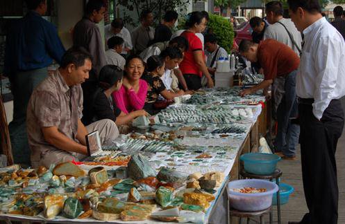 太原回收翡翠,尊贵典雅,价值倍增! 太原回收翡翠,尊贵典雅,价值倍增!